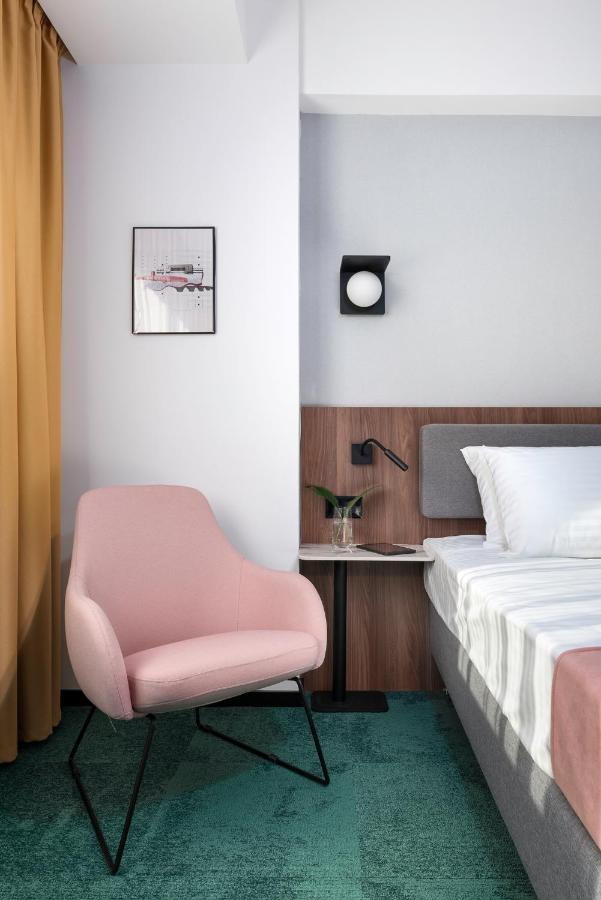 Hotel Tim'S Skopje Buitenkant foto