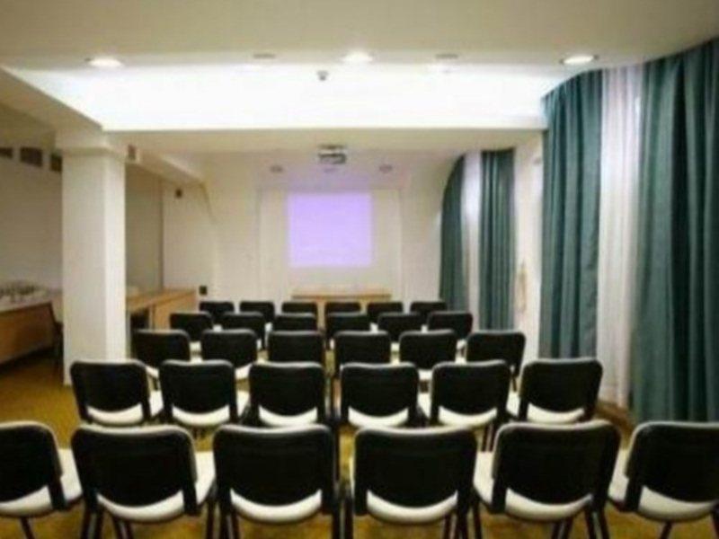 Hotel Tim'S Skopje Buitenkant foto